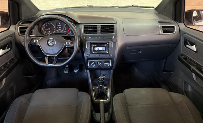 VW - VolksWagen Fox RUN 1.6 Flex 8V 5p 2017 Flex-7