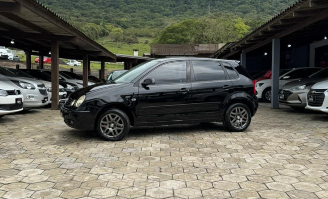 VW - VolksWagen Polo 1.6 Mi/S.Ouro 1.6 Mi Tot.Flex 8V 5p 2006 Flex