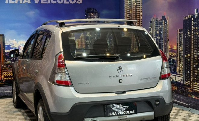 Renault SANDERO STEPWAY Hi-Flex 1.6 16V 5p 2012 Flex-13
