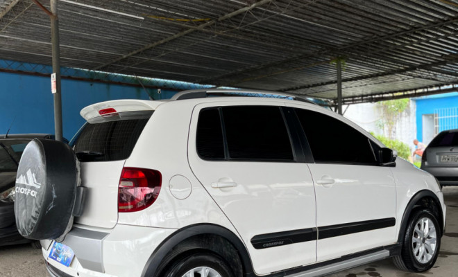 VW - VolksWagen CROSSFOX 1.6 Mi Total Flex 8V 5p 2013 Flex-10