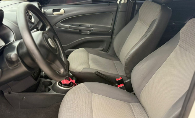 VW - VolksWagen VOYAGE 1.6/1.6 City  Mi Total Flex 8V 4p 2012 Flex-1