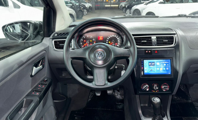 VW - VolksWagen Fox 1.6 Mi Total Flex 8V 5p 2013 Flex-7
