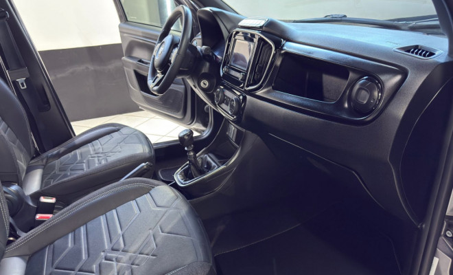 Fiat Strada Volcano 1.3 Flex 8V CD 2023 Flex-4