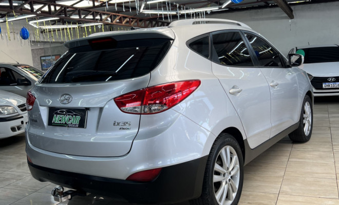 Hyundai ix35 2.0 16V 170cv 2WD/4WD Aut. 2012 Flex-4