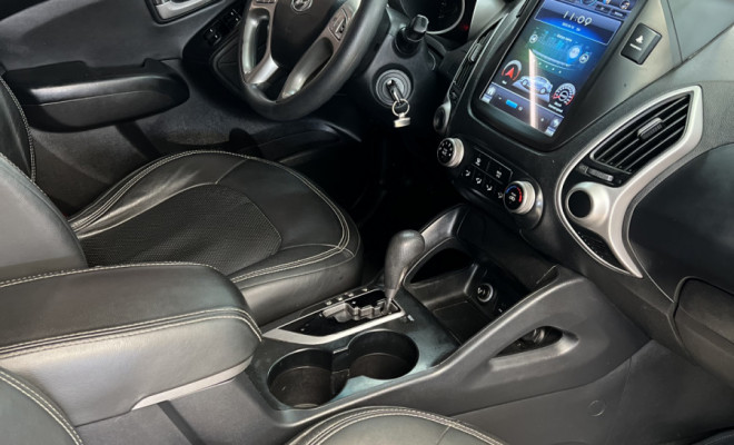 Hyundai ix35 2.0 16V 170cv 2WD/4WD Aut. 2012 Flex-7