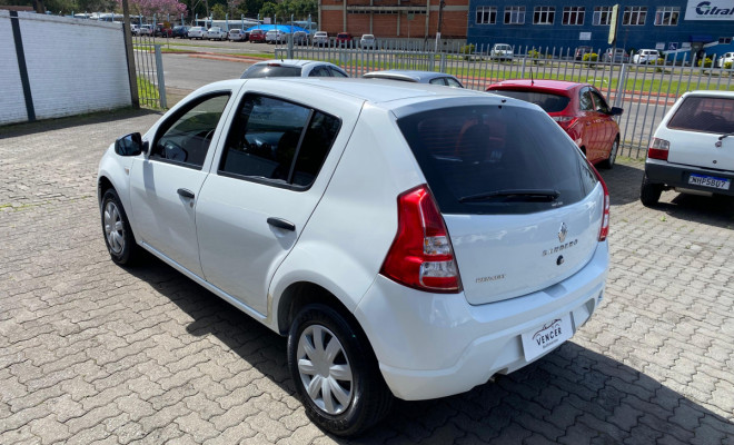 Renault SANDERO Authentique Hi-Flex 1.0 - 2012-2