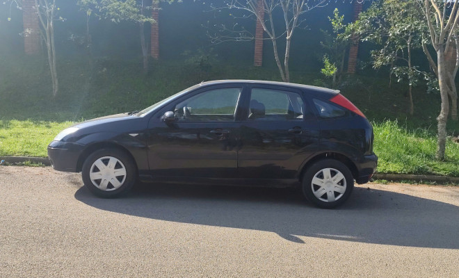Ford Focus 1.6 S/SE/SE Plus Flex 8V/16V  5p 2004 Flex