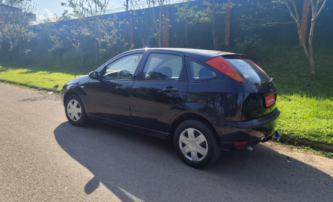 Ford Focus 1.6 S/SE/SE Plus Flex 8V/16V  5p 2004 Flex-0