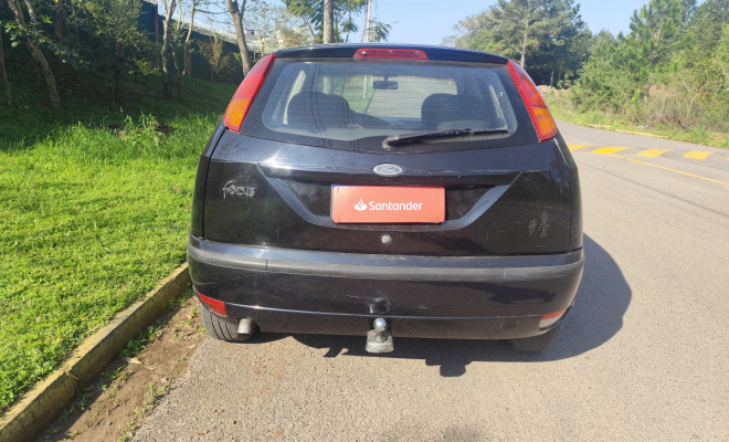 Ford Focus 1.6 S/SE/SE Plus Flex 8V/16V  5p 2004 Flex-7