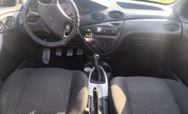 Ford Focus 1.6 S/SE/SE Plus Flex 8V/16V  5p 2004 Flex-1