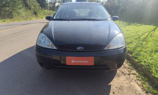 Ford Focus 1.6 S/SE/SE Plus Flex 8V/16V  5p 2004 Flex-6