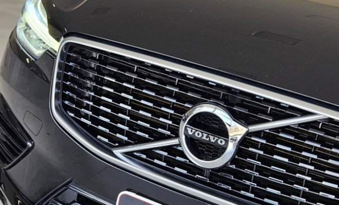 Volvo XC 60 T-8 R-DESIGN 2.0 (Híbrido) 2019 Híbrido-2