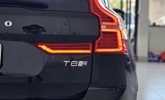 Volvo XC 60 T-8 R-DESIGN 2.0 (Híbrido) 2019 Híbrido-17
