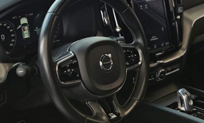 Volvo XC 60 T-8 R-DESIGN 2.0 (Híbrido) 2019 Híbrido-5