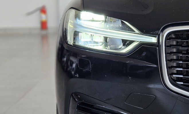 Volvo XC 60 T-8 R-DESIGN 2.0 (Híbrido) 2019 Híbrido-3