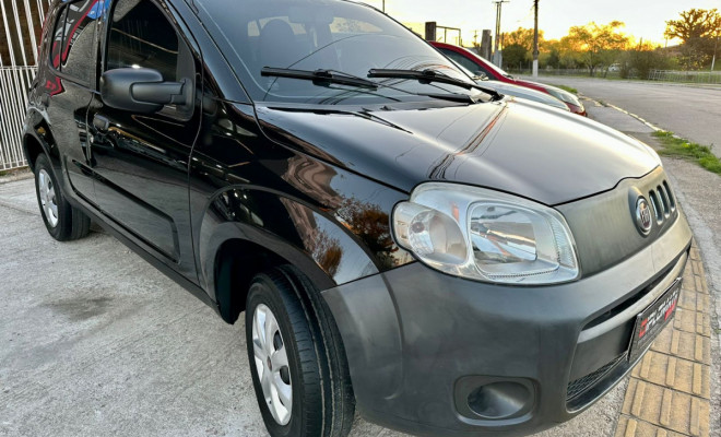Fiat UNO VIVACE 1.0 EVO Fire Flex - 2012-0