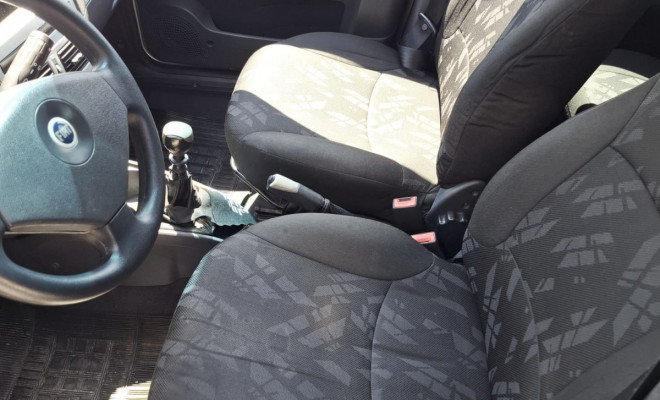 Fiat Palio ELX 1.0 Fire/30 Anos F. Flex 8V 4p 2009 Flex-4