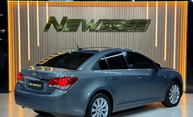 GM - Chevrolet CRUZE LTZ 1.8 16V FlexPower 4p Aut. 2012 Flex-0