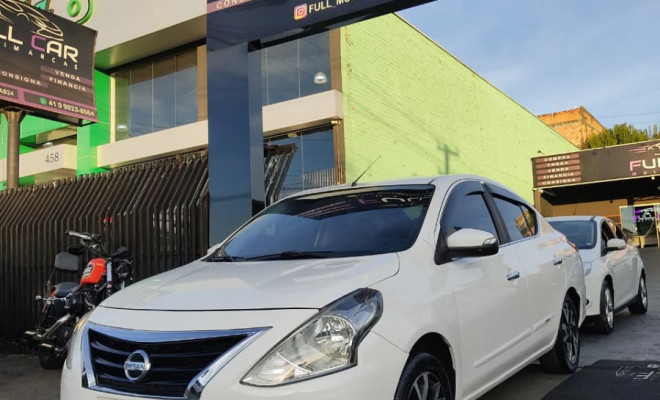 Nissan VERSA UNIQUE 1.6 16V FlexStart 4p Aut. 2017 Flex
