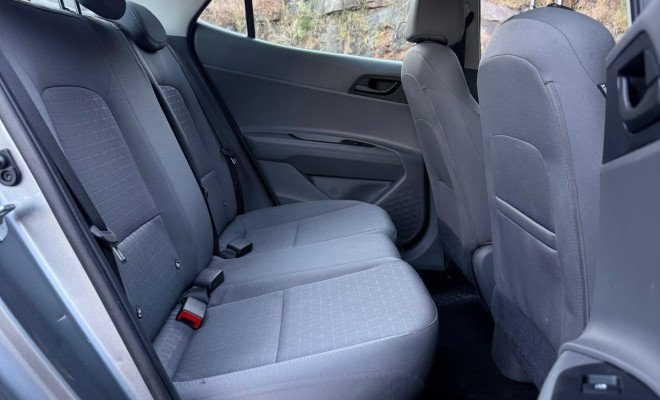 Hyundai HB20S Comfort Plus 1.0 Flex 12V Mec. 2025 Flex-8