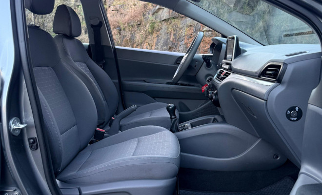 Hyundai HB20S Comfort Plus 1.0 Flex 12V Mec. 2025 Flex-7