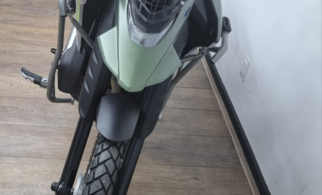 YAMAHA XTZ 250 LANDER CONNECTED 2025 Gasolina-1