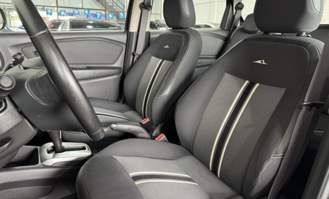 GM - Chevrolet SPIN ACTIV 1.8 8V Econo. Flex 5p Aut. 2016 Flex-8