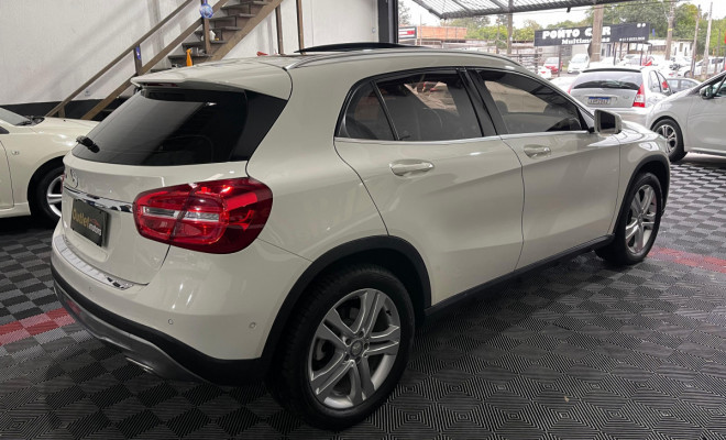 Mercedes-Benz GLA 250 Enduro 2.0 TB 16V 211cv Aut. 2016 Gasolina-2