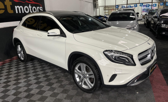 Mercedes-Benz GLA 250 Enduro 2.0 TB 16V 211cv Aut. 2016 Gasolina-1