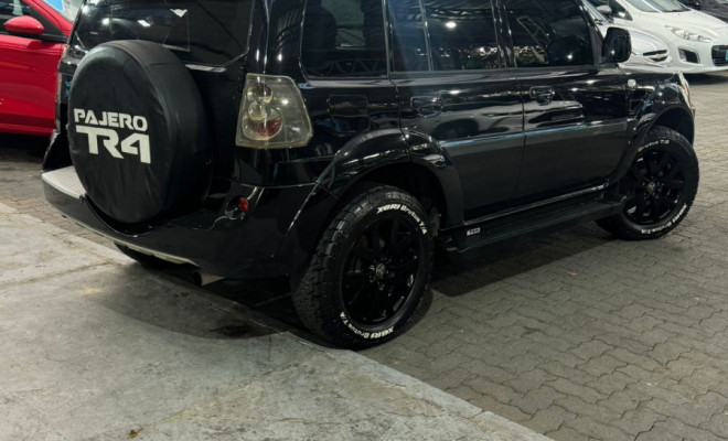 Mitsubishi Pajero TR4 2.0/ 2.0 Flex 16V 4x4 Mec. 2012 Flex-2