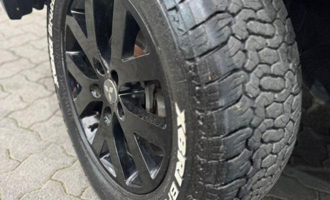 Mitsubishi Pajero TR4 2.0/ 2.0 Flex 16V 4x4 Mec. 2012 Flex-11