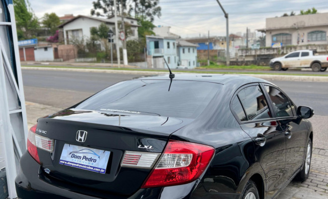 Honda Civic Sed. LXL/LXL SE 1.8 Flex 16V Mec. 2012 Flex-4
