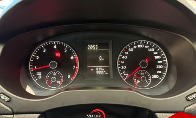 VW - VolksWagen JETTA Comfortline  2.0 T.Flex 8V 4p Mec. 2013 Flex-5