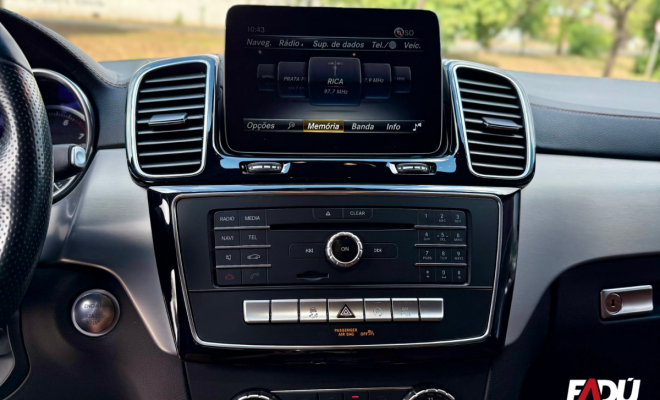Mercedes-Benz GLE-400 Coupe High. 4MATIC 3.0 V6  Aut. 2019 Gasolina-6