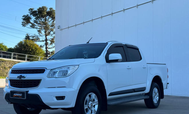 S10 LT 2.4 4x2 CD 2014 FLEX – A picape que une força, economia e versatilidade!