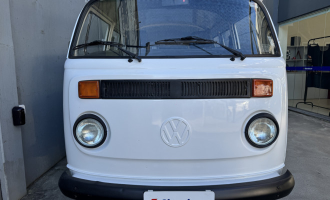 VW - VolksWagen Kombi Furgão 1988 Gasolina-0