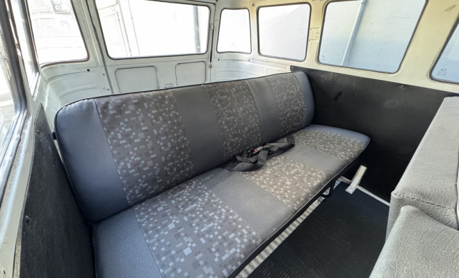 VW - VolksWagen Kombi Furgão 1988 Gasolina-7
