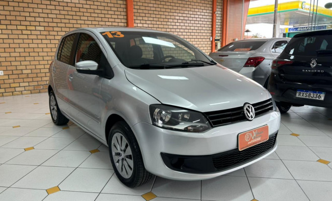 VW - VolksWagen Fox 1.0 Mi Total Flex 8V 5p 2013 Flex-1