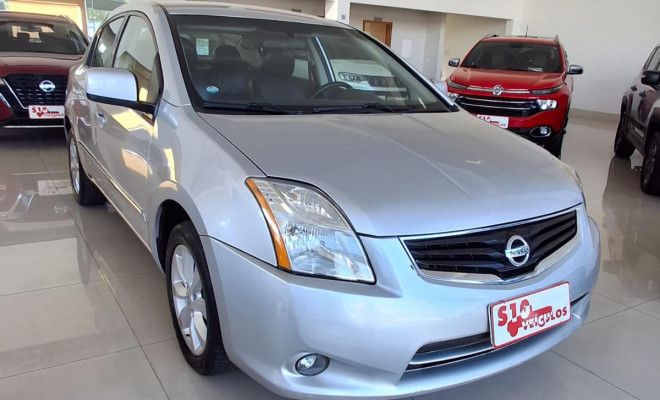 Nissan Sentra 2.0/ 2.0 Flex Fuel 16V Aut. 2013 Flex