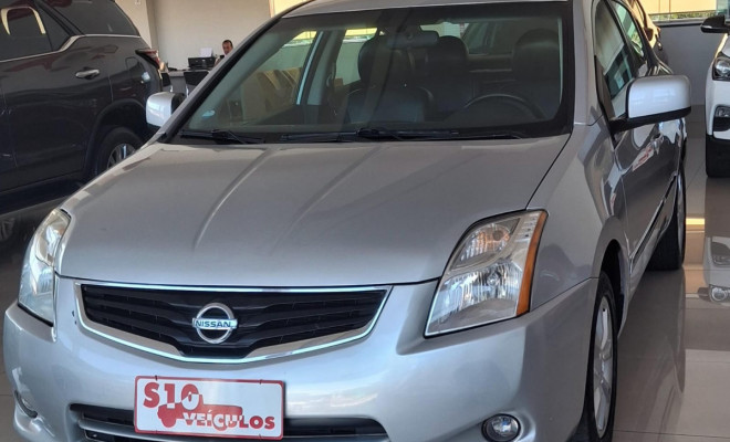 Nissan Sentra 2.0/ 2.0 Flex Fuel 16V Aut. 2013 Flex-1