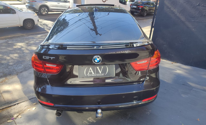 BMW 320iA Modern/Sport TB 2.0/A.Flex/GP 4p 2013 Gasolina-2