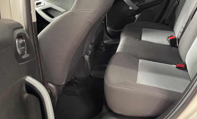 Peugeot 208 Active/Active Pack 1.5 Flex 8V 5p 2014 Flex-7