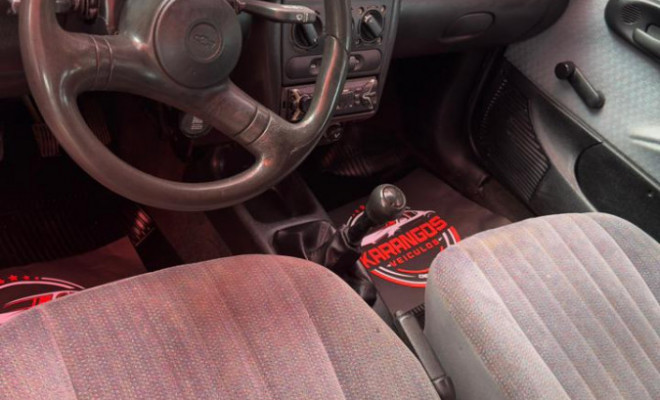 GM - Chevrolet Corsa Wind 1.0 MPFI / EFI  2p 2001 Gasolina-1