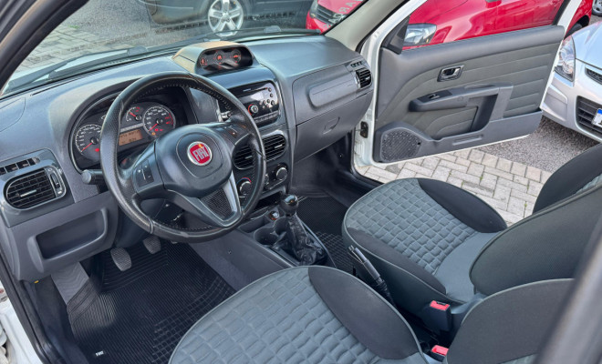 Fiat Strada Adventure 1.8/ 1.8 LOCKER Flex CE 2014 Flex-21