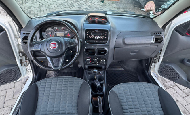 Fiat Strada Adventure 1.8/ 1.8 LOCKER Flex CE 2014 Flex-4