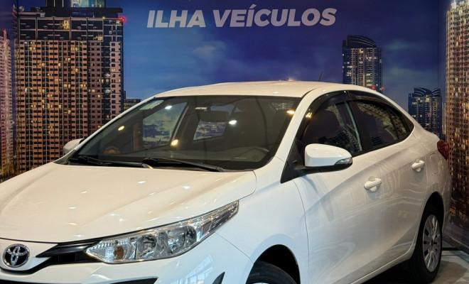 Toyota YARIS XL Live Sedan 1.5 Flex 16V 4p Aut. 2022 Flex-0