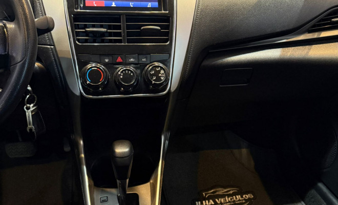 Toyota YARIS XL Live Sedan 1.5 Flex 16V 4p Aut. 2022 Flex-7