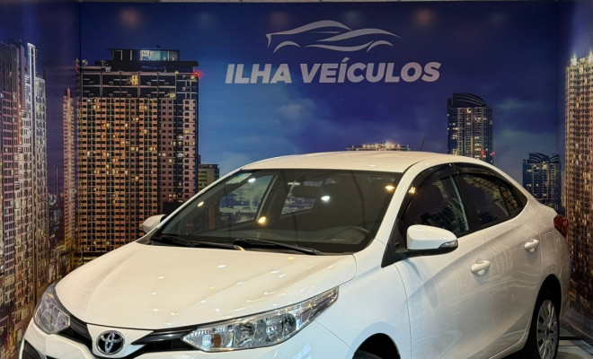 Toyota YARIS XL Live Sedan 1.5 Flex 16V 4p Aut. 2022 Flex