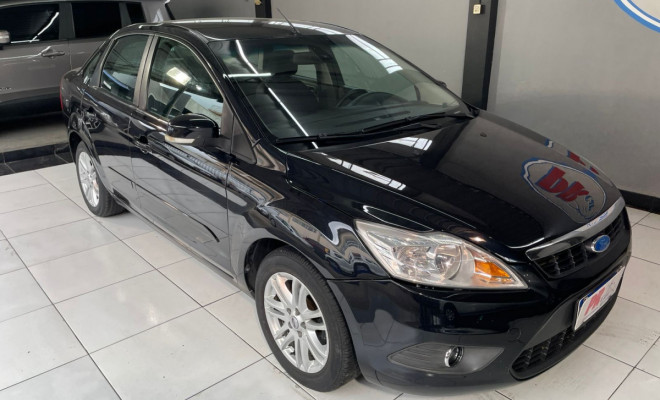 Ford Focus Sed. TI./TI.Plus 2.0 16V Flex  Aut 2013 Flex