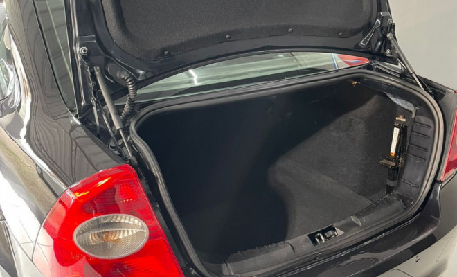 Ford Focus Sed. TI./TI.Plus 2.0 16V Flex  Aut 2013 Flex-9